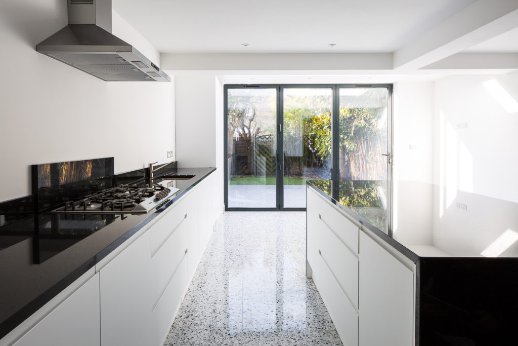 厨房现浇水磨石地面效果图